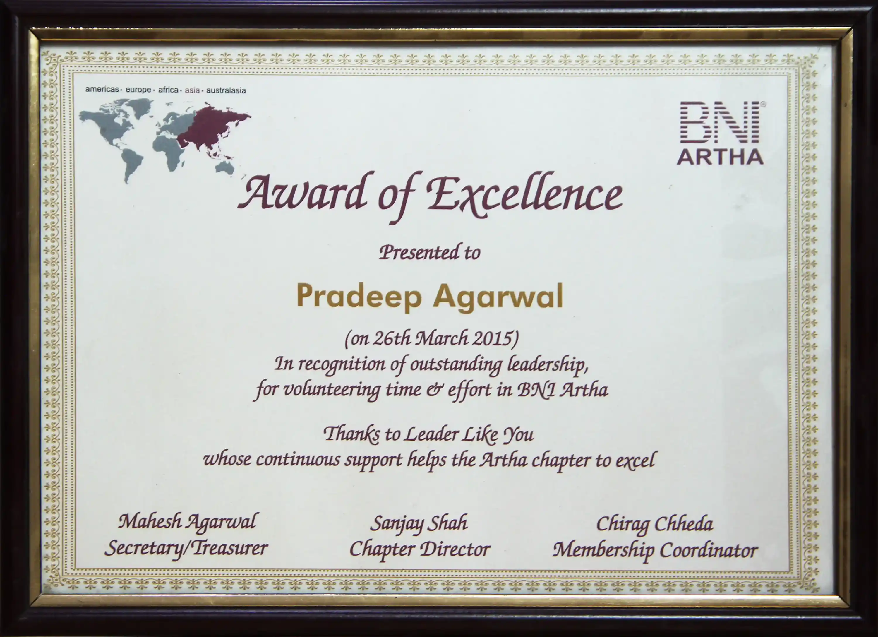 BNI Artha Award of Excellence presented to Pradeep Agarwal of Adroit Infoactive for leadership and volunteering